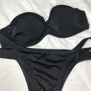 Black VS Bikini